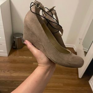 Arizona Laflin Heels